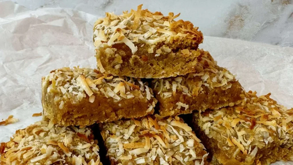 This Simple Louisiana Crunch Bars Recipe Is Breaking the Internet and You’ll See Why